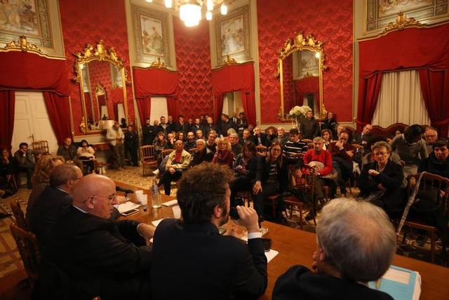 Oliverio: La Regione promuove una campagna di ascolto sulla "grande Cosenza"