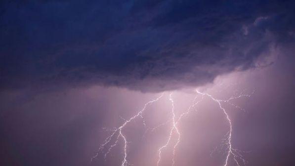 Allerta meteo: Protezione civile, allerta arancione in Calabria, temporali e vento forte