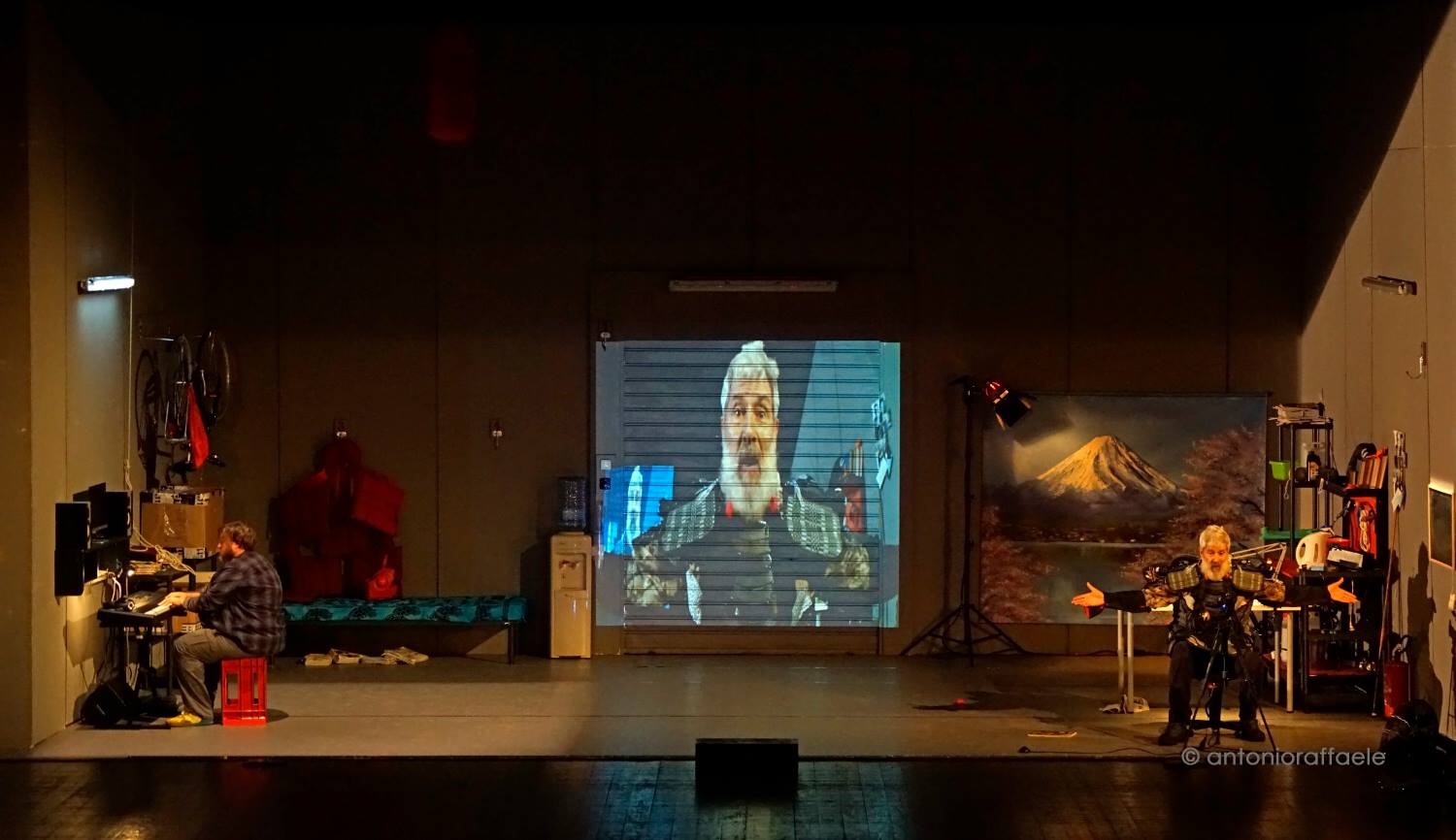 Donchisci@tte, la rivoluzione quantica di Benvenuti e Fresi al Teatro Politeama di Catanzaro