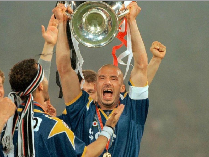 Gianluca Vialli rivela: "Ho un tumore, non so come finirà questa partita"