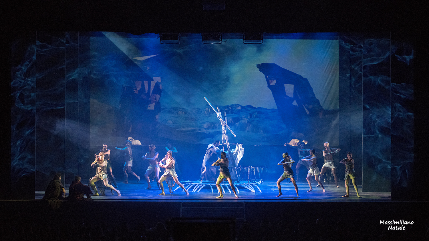 La Calabria esplode col grande musical. Trionfo per la divina commedia a Rc. e Flashdance a Cs