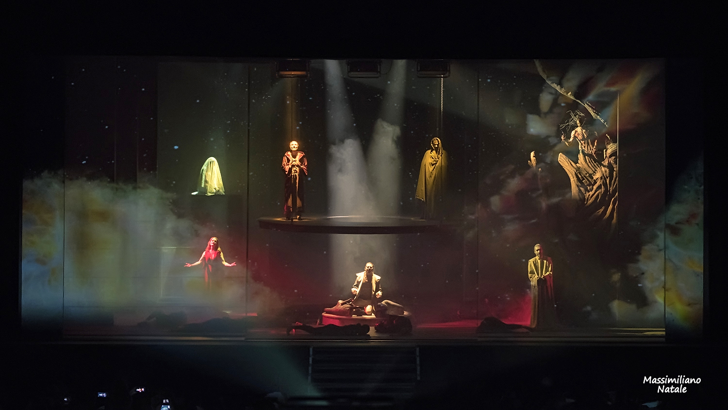 La Calabria esplode col grande musical. Trionfo per la divina commedia a Rc. e Flashdance a Cs