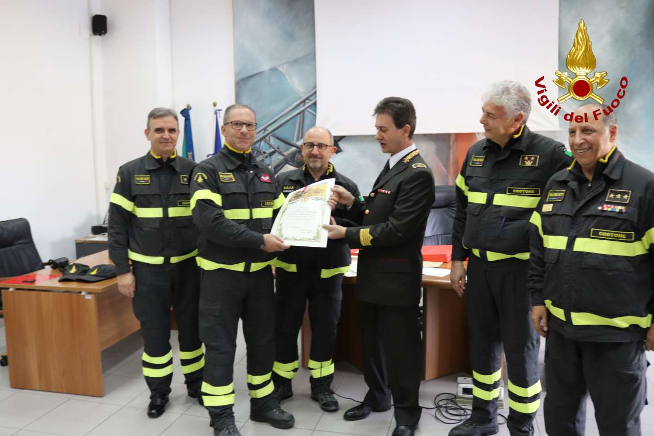 Crotone. Celebrazione Santa Barbara, cerimonia religiosa officiata da Mons. Domenico Graziani