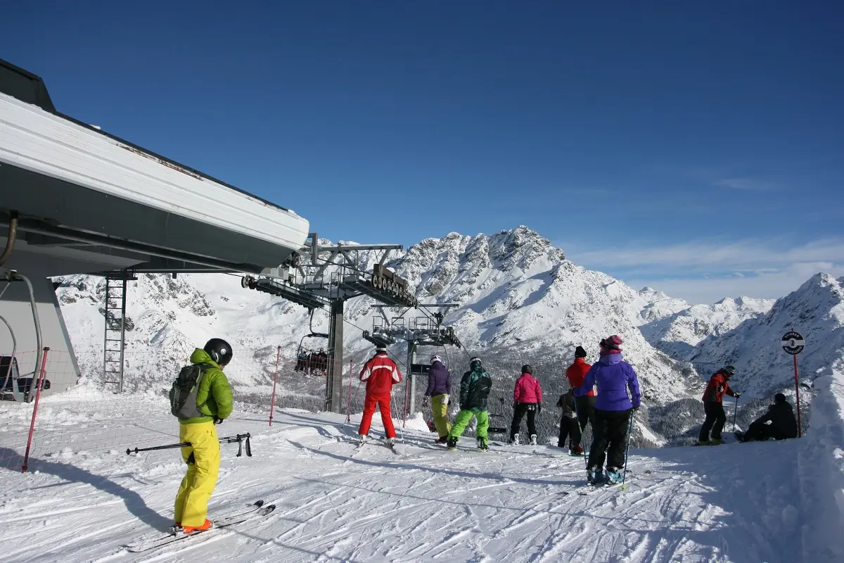 Riparte il treno della neve per la Valmalenco