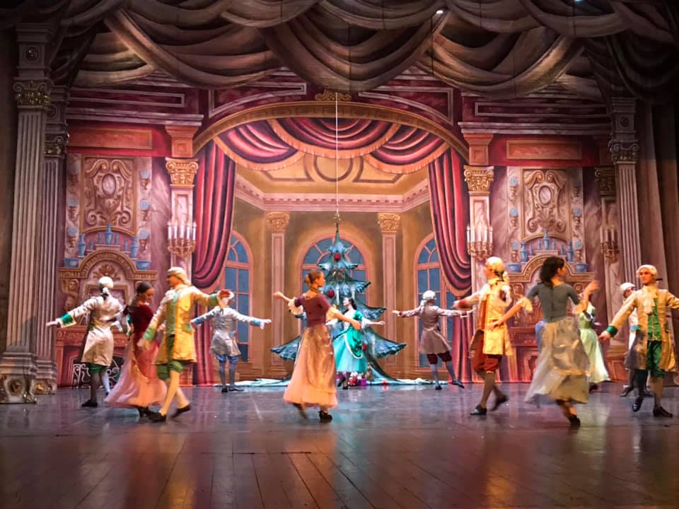 La magia de "Lo Schiaccianoci" incanta il pubblico del Teatro Politeama di Catanzaro