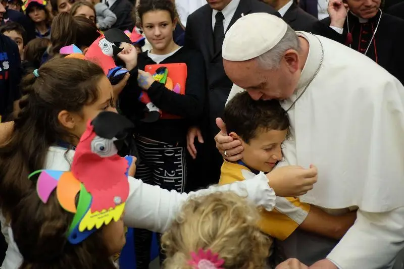 Incontro del Santo Padre con i bambini assistiti dal Dispensario Pediatrico "Santa Marta"