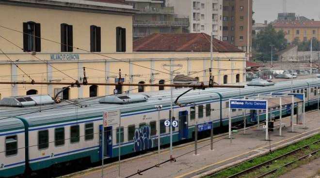 Clochard trovato morto in stazione di Porta Genova a Milano: si ipotizza un infarto