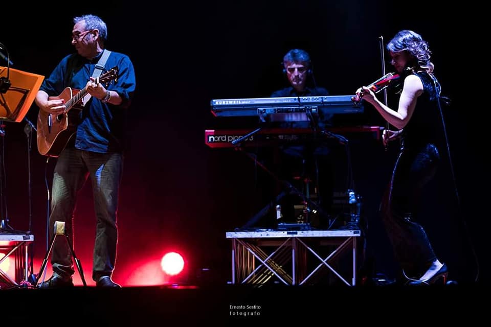 Applausi per gli Arangara al teatro comunale di Catanzaro e il loro nuovo album “Andrea e la montagn