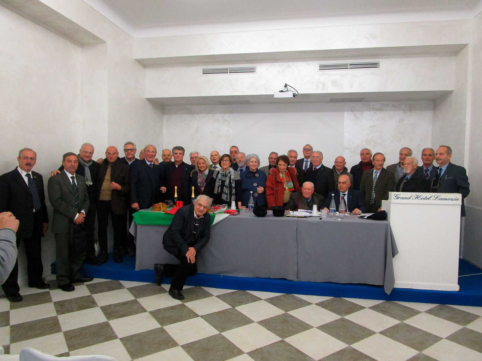 Francesco Saverio Capria confermato all’unanimità alla guida del Consolato regionale dei Maestri del