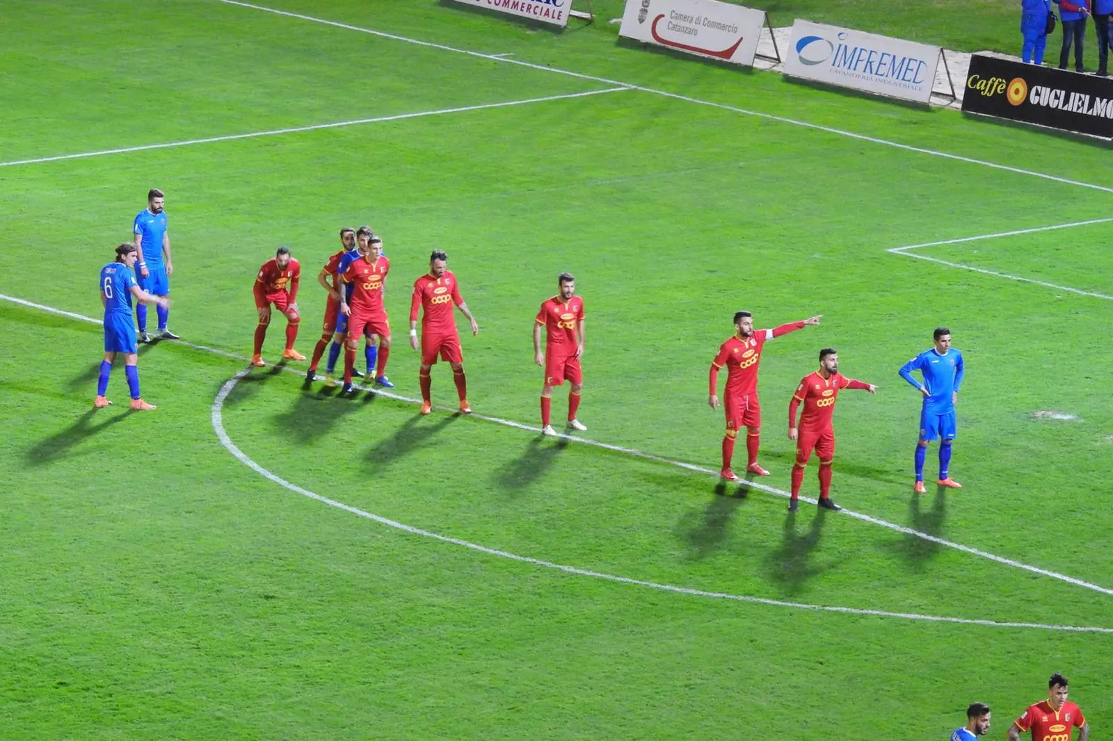 Calcio. Serie C: Catanzaro-Siracusa 3-1, i giallorossi vincono convincendo (con highlights)