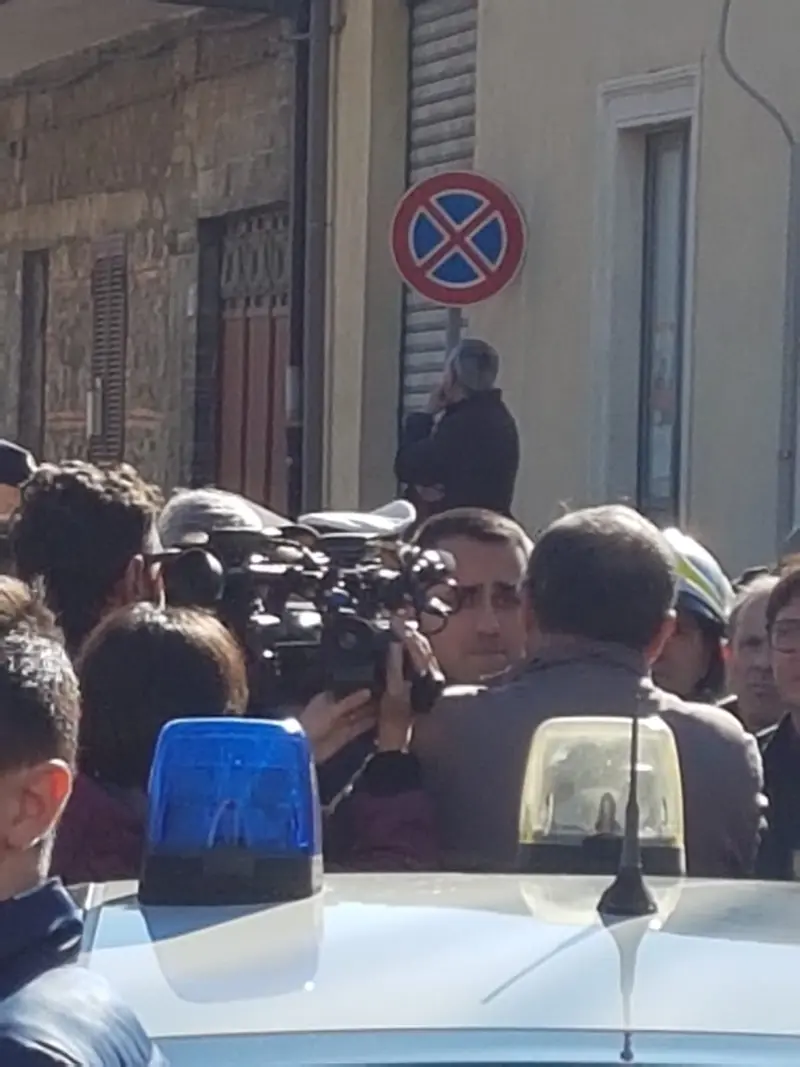 Terremoto: i Vigili del fuoco di Catanzaro a Zafferana Etnea (Foto)