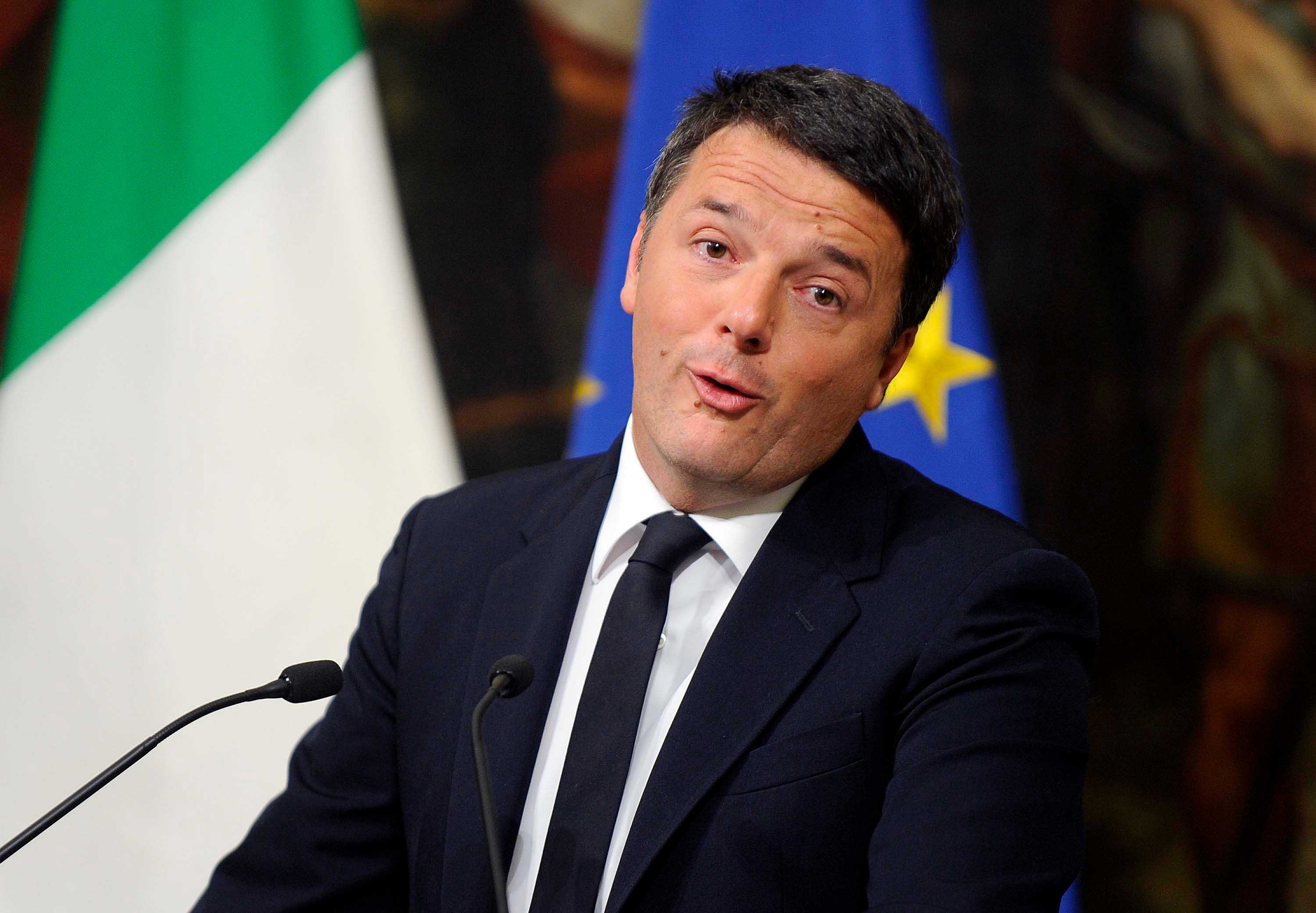 Governo: Renzi, andrà in pezzi prima delle europee