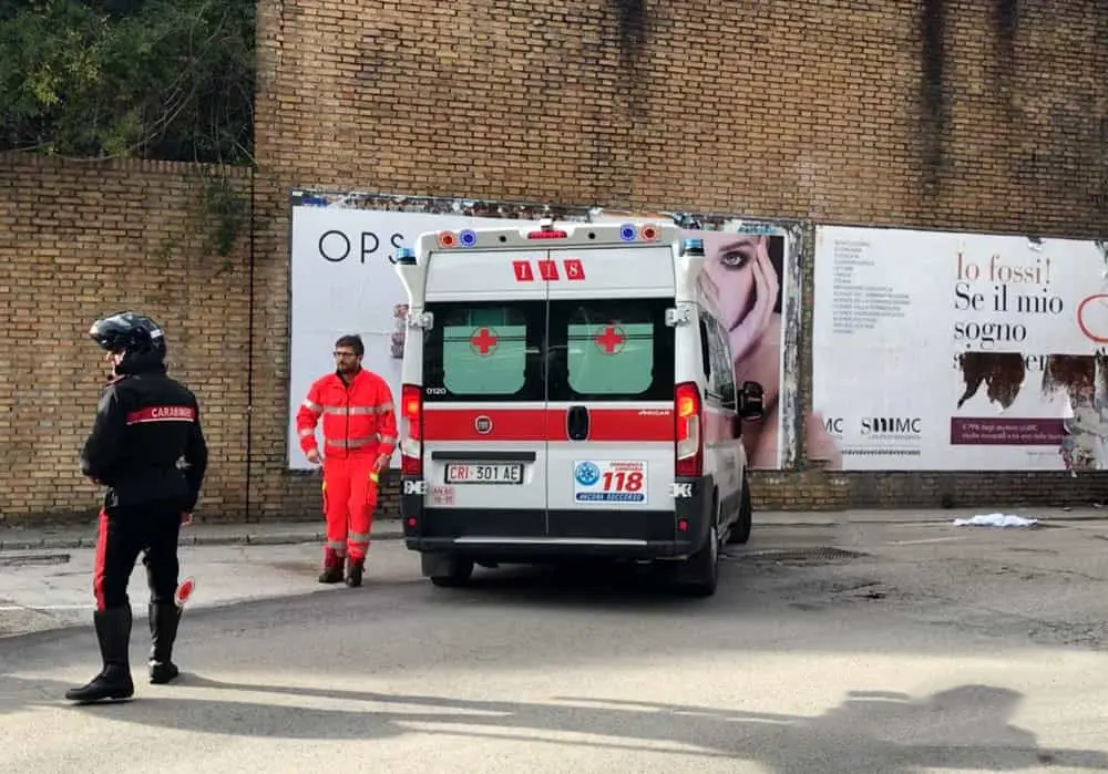 Tragedia a Torino 14enne si getta dal ponte