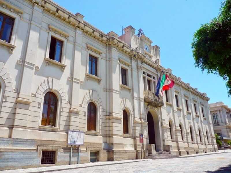 Abuso d'ufficio: chiesto giudizio per sindaco Reggio Calabria