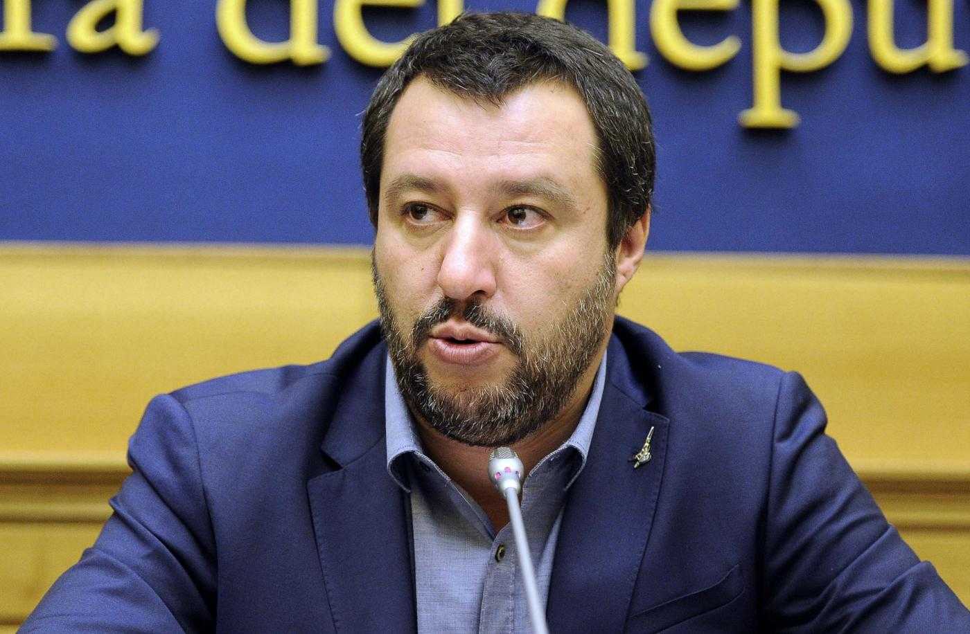 Violenza negli stadi, Salvini: “sradicare violenza con ogni mezzo”