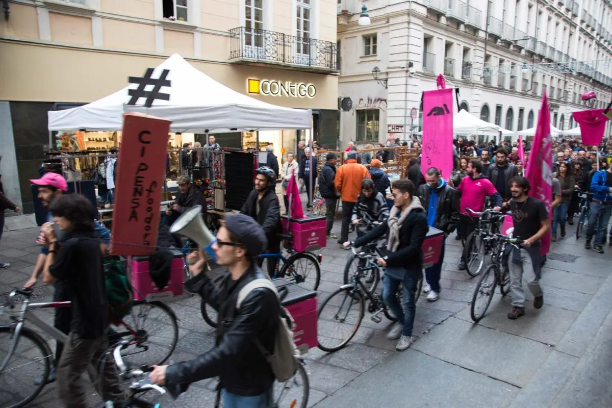 Foodora, corte d’Appello di Torino accoglie ricorso degli ex-rider