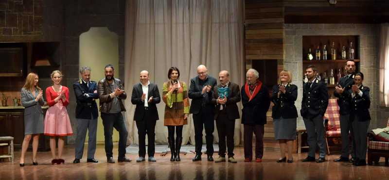 Colpo di scena, Carlo Buccirosso conquista il teatro Comunale di Catanzaro