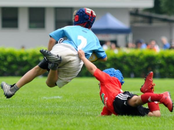 Baby rugbista di 10anni, perde sensi durante partita di rugby poi si riprende