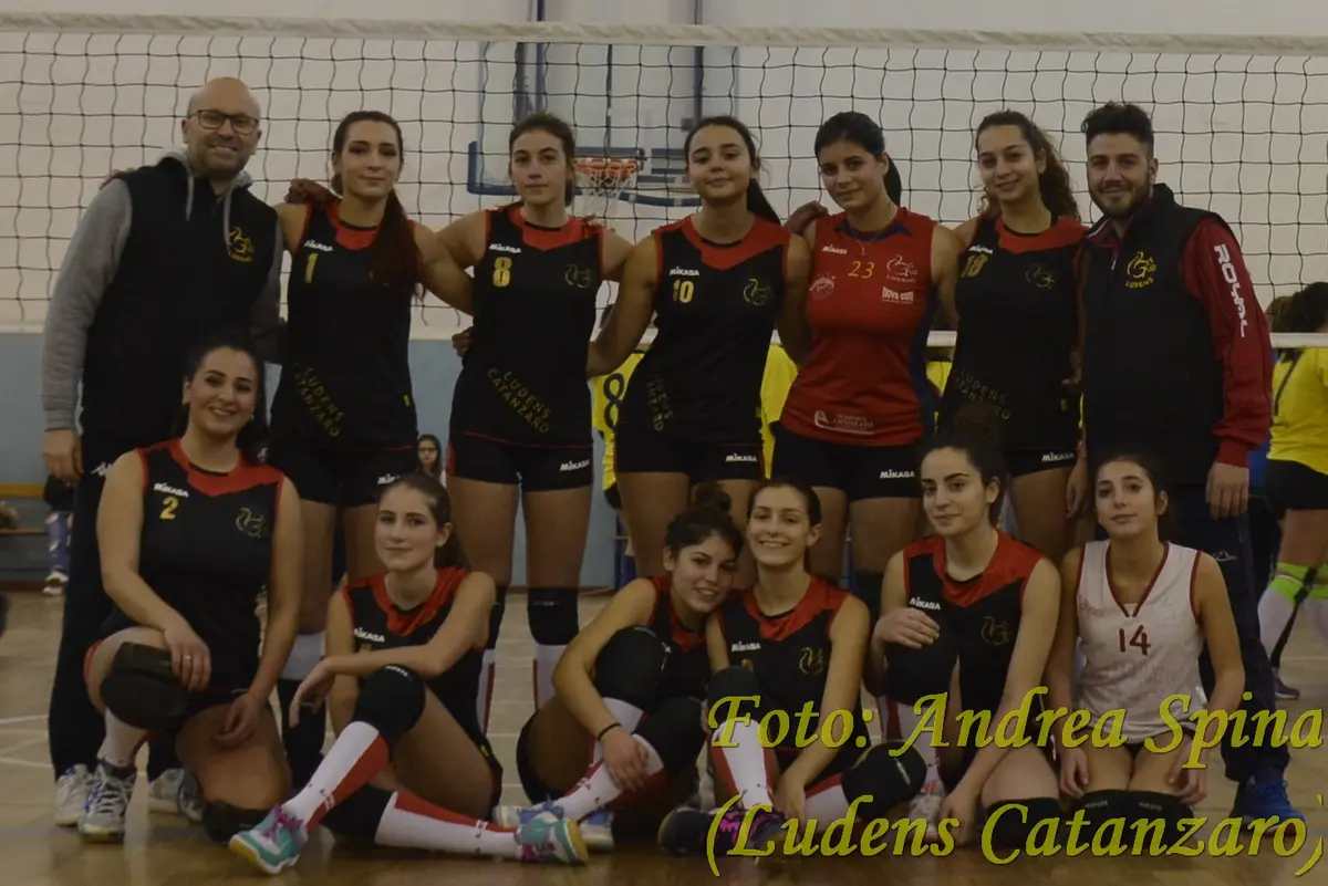 Volley 2 Divisione Femminile: Ludens Cz, ritorna sul parquet, vince e convince