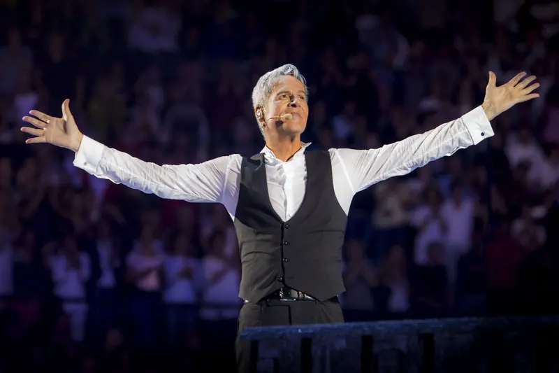 Reggio Calabria aspetta la doppia data di Claudio Baglioni al PalaCalafiore - il 26 e 27 marzo