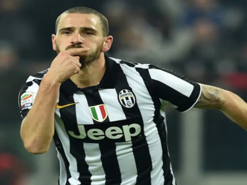 Bonucci: "In bocca al lupo a Higuain e Piatek"