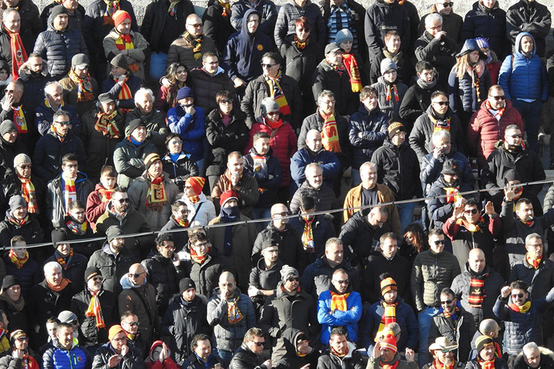 Calcio. Catanzaro-Paganese 4-1 e ora testa alla gara in casa della Juve Stabia (con highlights)