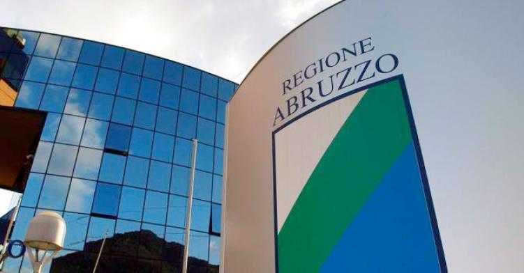 Abruzzo: vittoria netta Marsilio; sfonda Lega, crolla M5s
