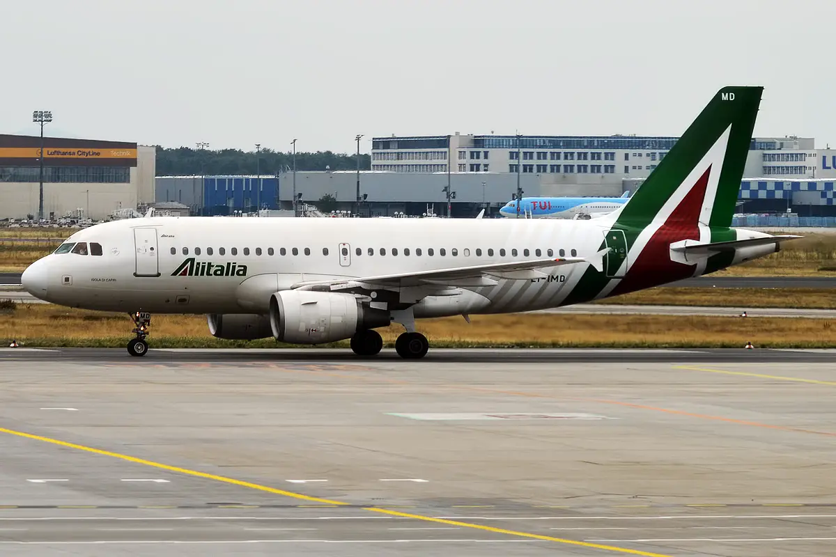 Lufthansa lancia l'allarme Alitalia: stop agli indugi o non ne rimarrà più nulla