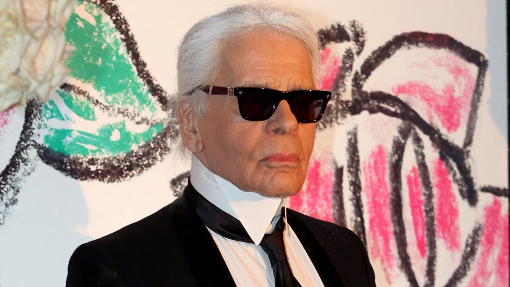 Muore Karl Lagerfeld