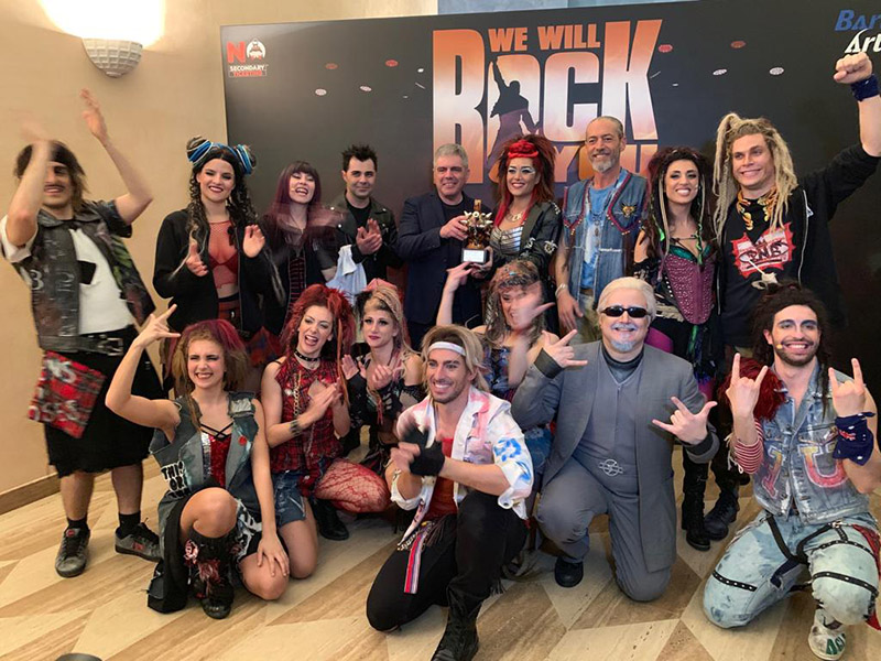 Trionfo a Catanzaro per "We Will Rock You" il musical dei Queen, premiato come miglior musical...