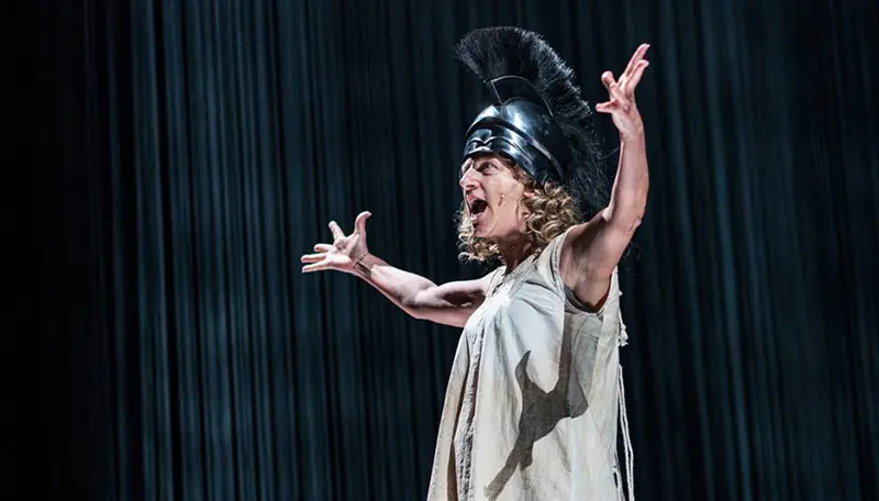 Angela Finocchiaro “Ho perso il filo”, in arrivo al teatro comunale di Catanzaro