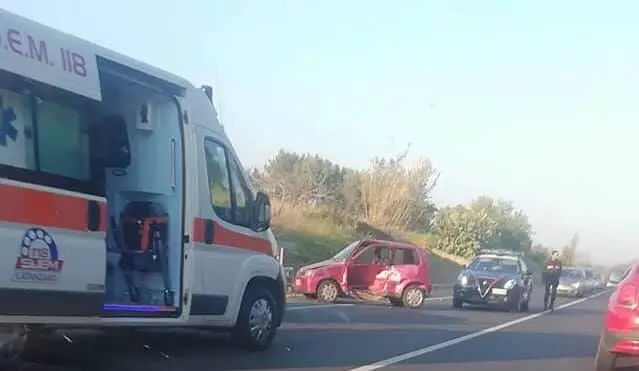 Incidenti stradali: Soveria Simeri, inversione SS106, un morto