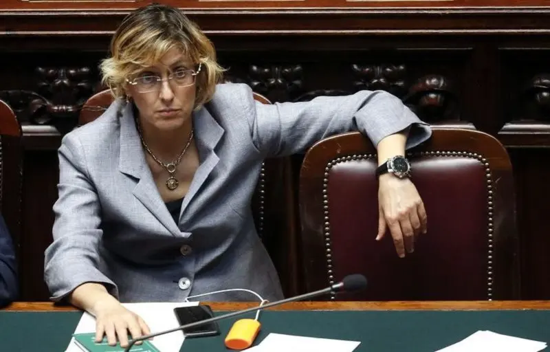 Statali, lotta all’assenteismo e addio al cartellino: prosegue l’iter del ddl concretezza