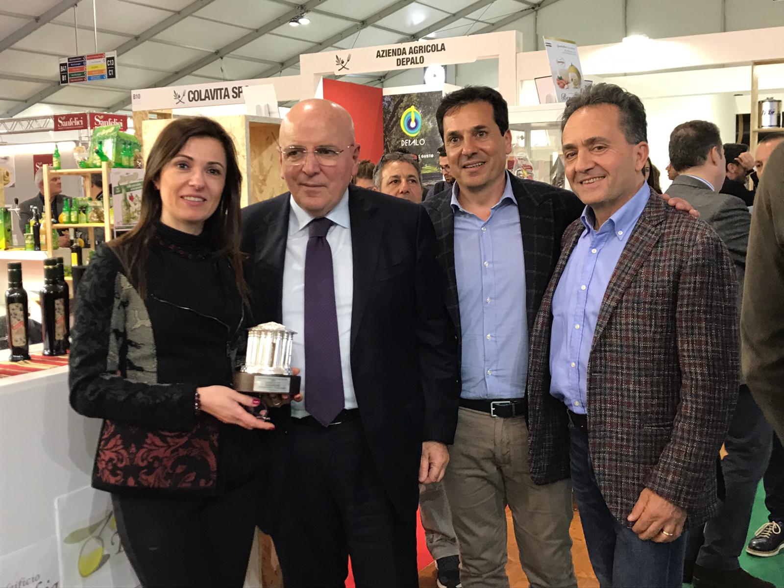 Il Presidente Oliverio promuove la Calabria al Vinitaly