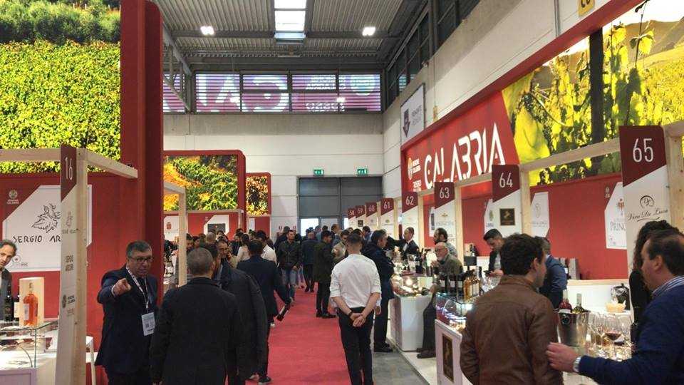 Il Presidente Oliverio promuove la Calabria al Vinitaly