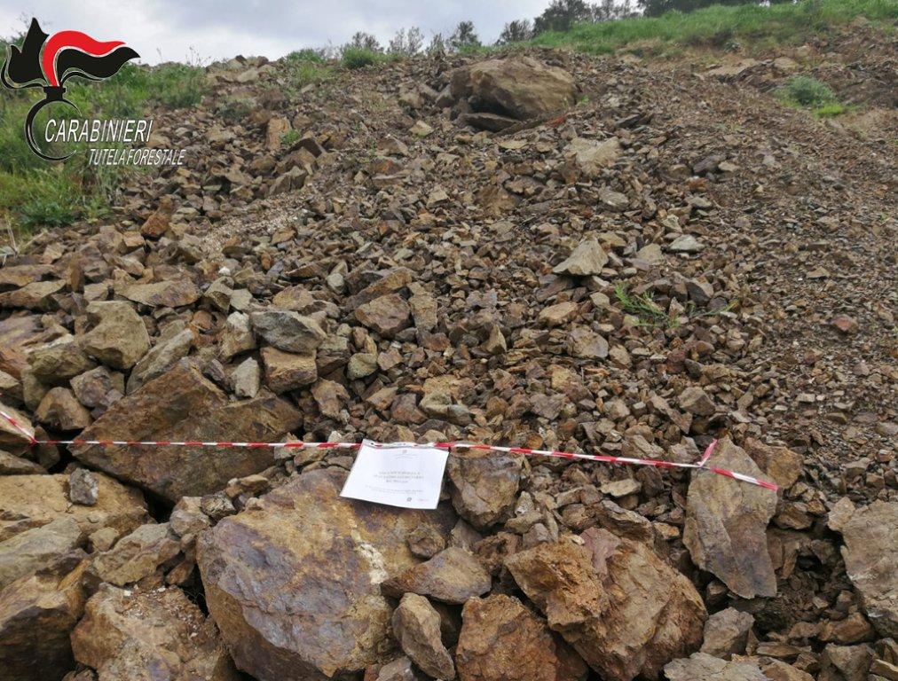 Controlli vincolo idrogeologico. Realizzati sbancamenti abusivi. Due denunce