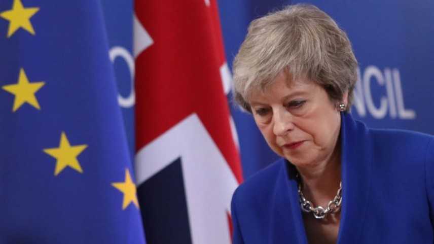 Brexit, Theresa May ha sei mesi per far approvare l'accordo. Divorzio slitta al 31 ottobre