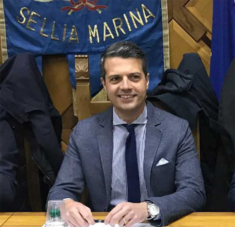 Dichiarazione del cand. a Sindaco Antonio Ferrarelli su proprietà pineta Sellia Marina