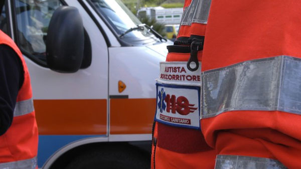 Boccone di traverso durante pranzo di Pasqua, muore 27enne