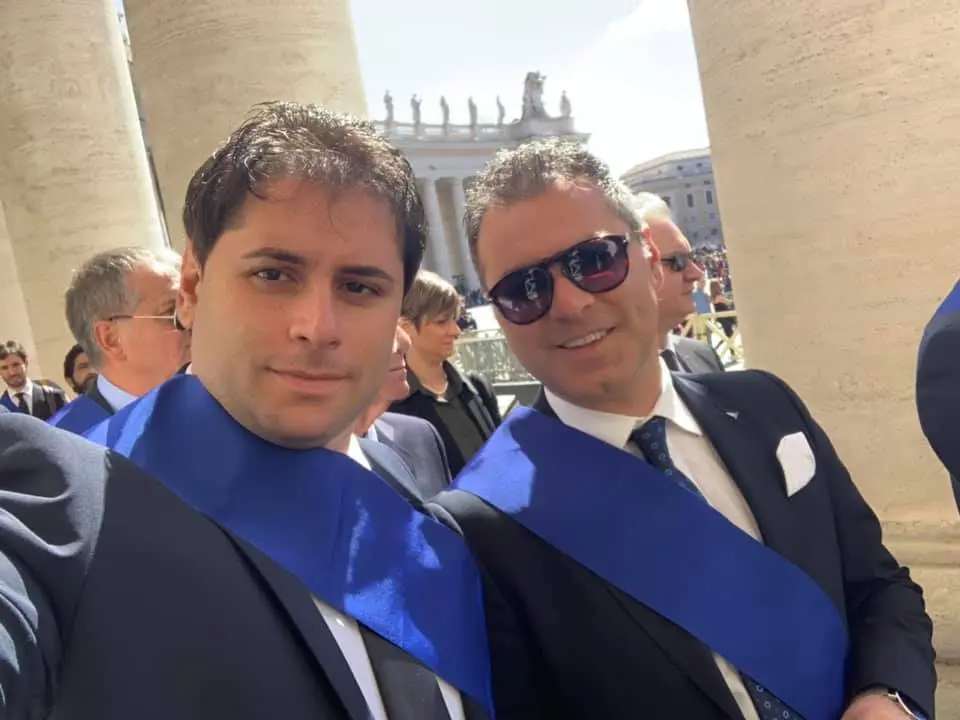 Il vicepresidente Antonio Montuoro stringe la mano al Santo Padre (Foto)