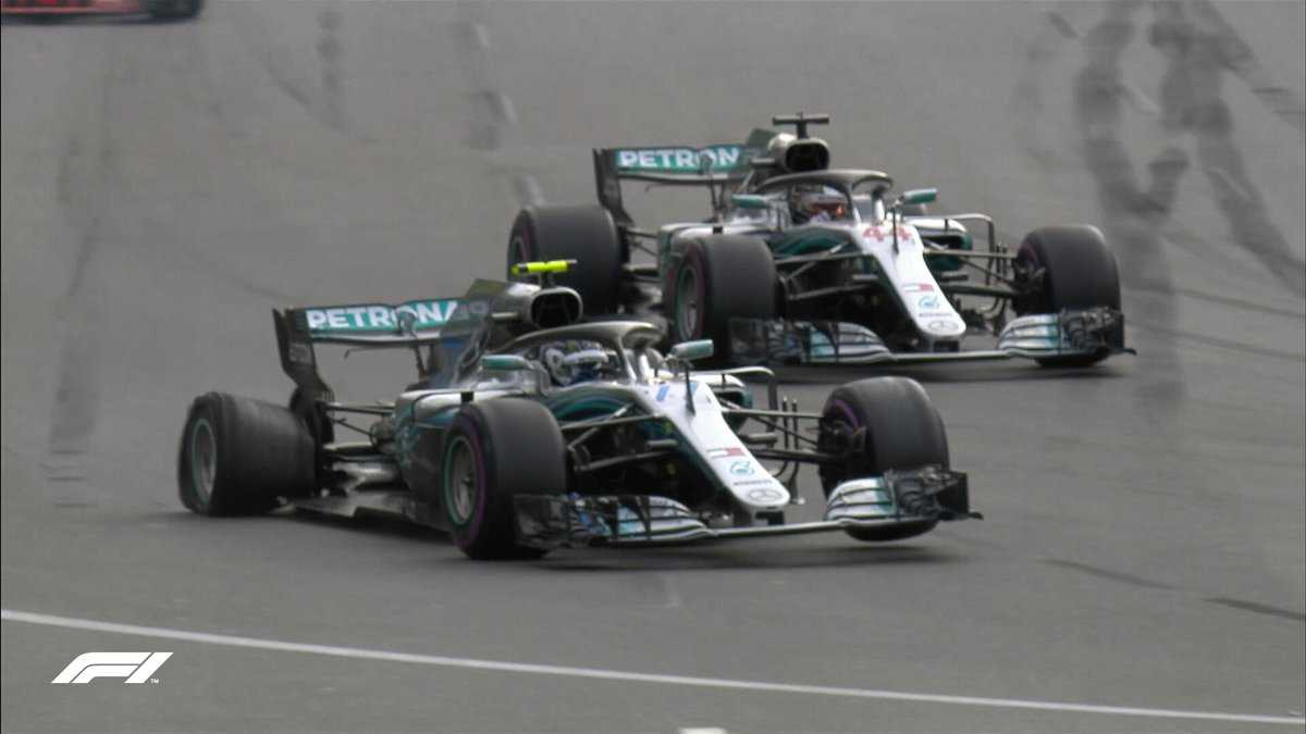 F1: Baku; vince Bottas davanti ad Hamilton, 3 Vettel. Altra doppietta della Mercedes, quarto Verstap