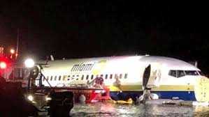 Usa: Boeing 737 fuori pista in Florida,finisce in fiume