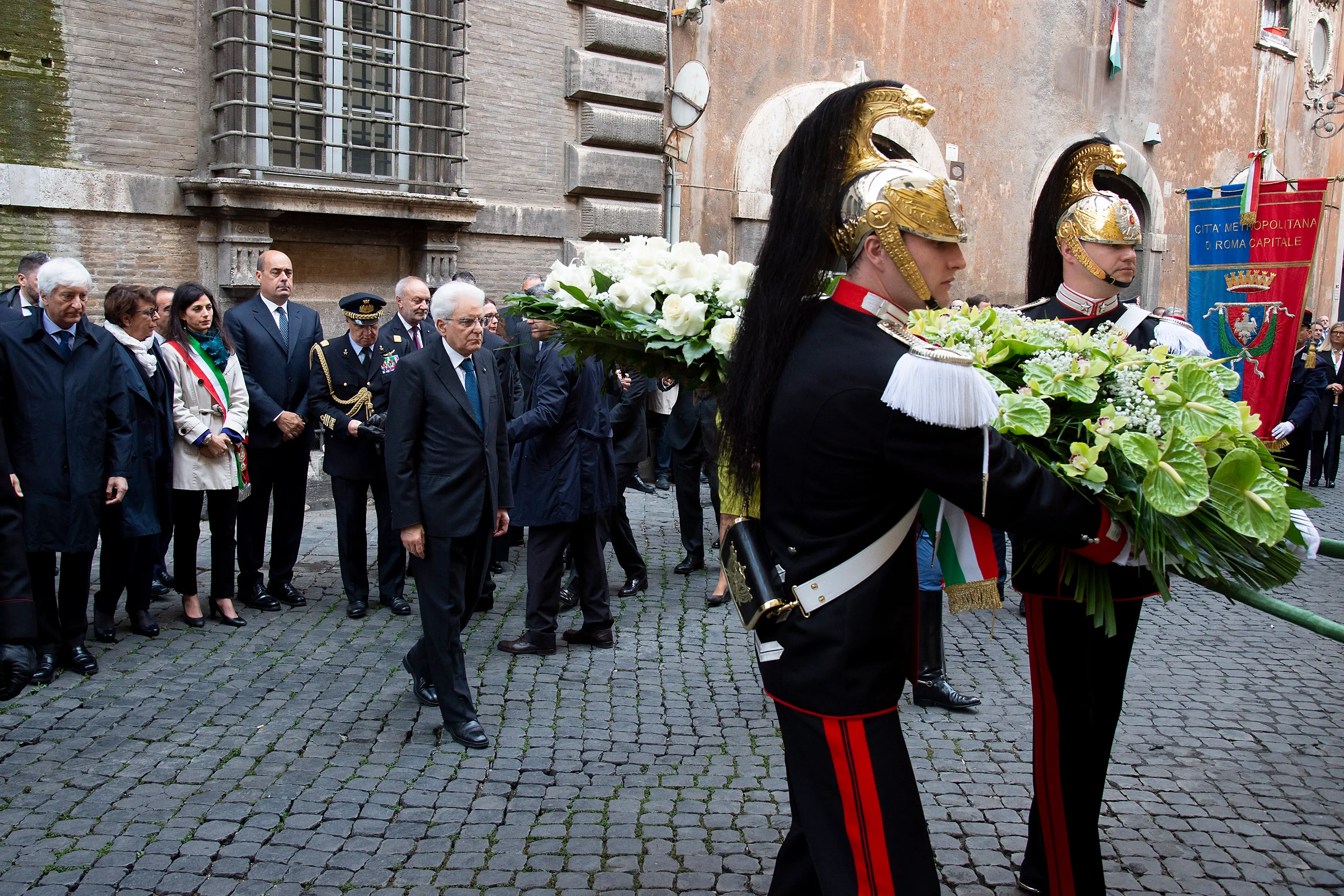 Aldo Moro: Mattarella depone corona fiori in via Caetani