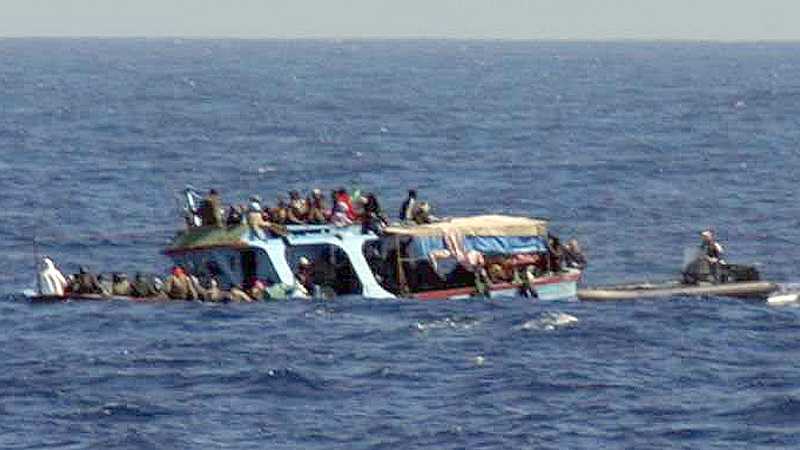 Migranti: nuovo naufragio al largo della Tunisia, almeno 70 le vittime