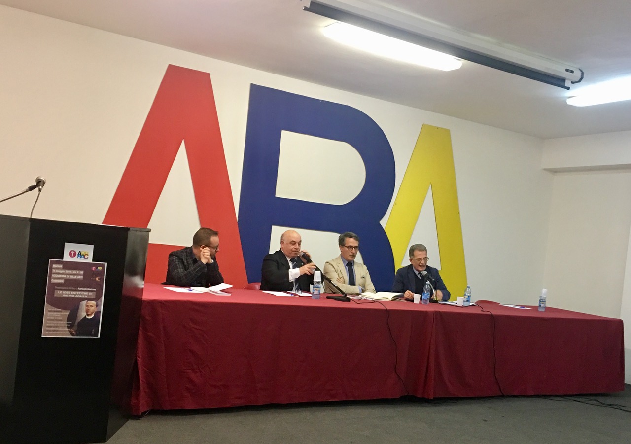 Presentato il nuovo libro di Raffaele Gaetano All’accademia di belle arti di Catanzaro