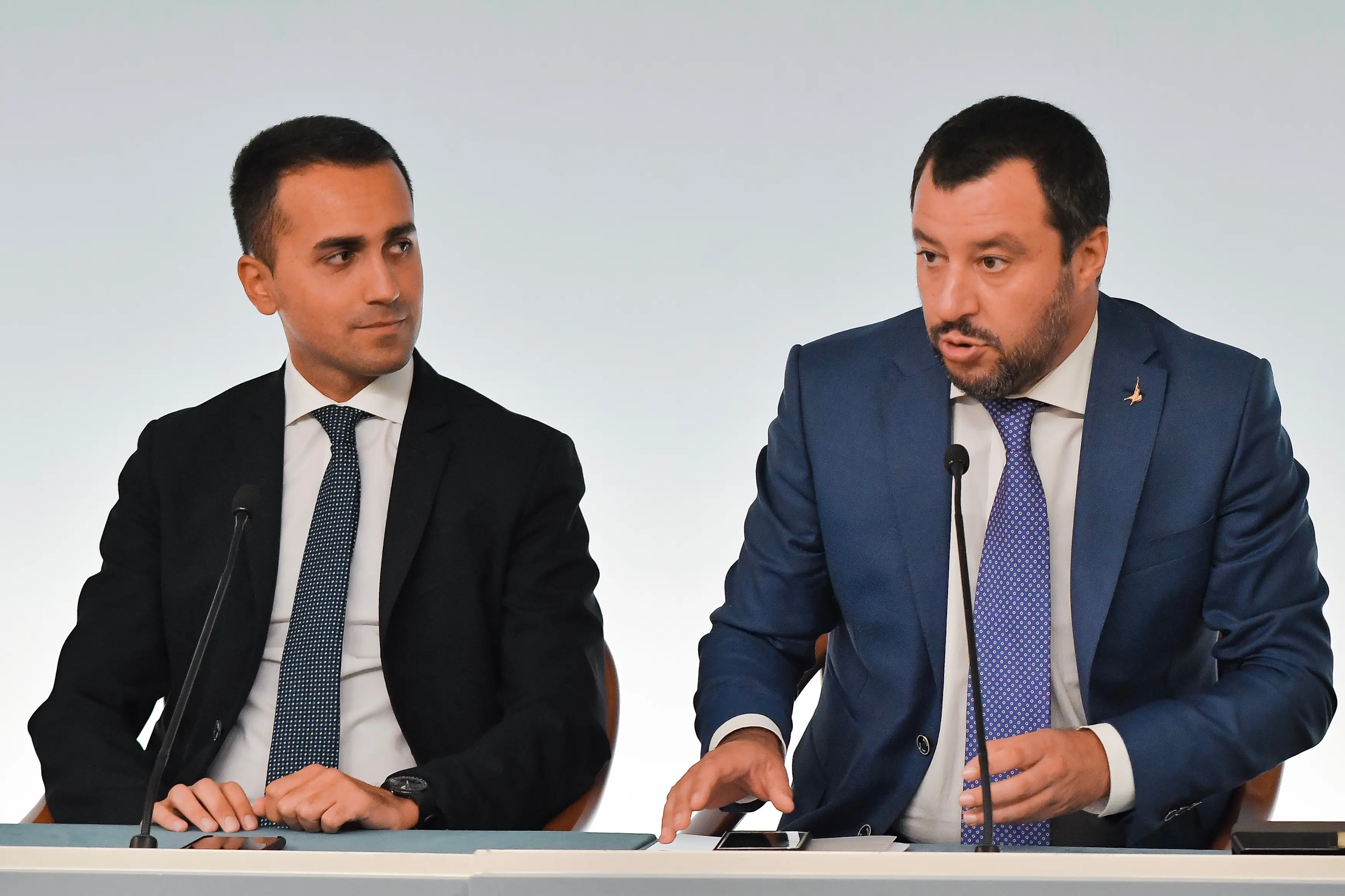 Di Maio a Lega, basta estremismo, folle fermare il governo