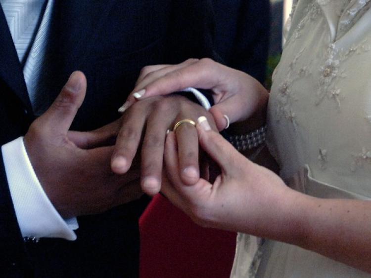 Falsi matrimoni per carta di soggiorno, nove denunciati