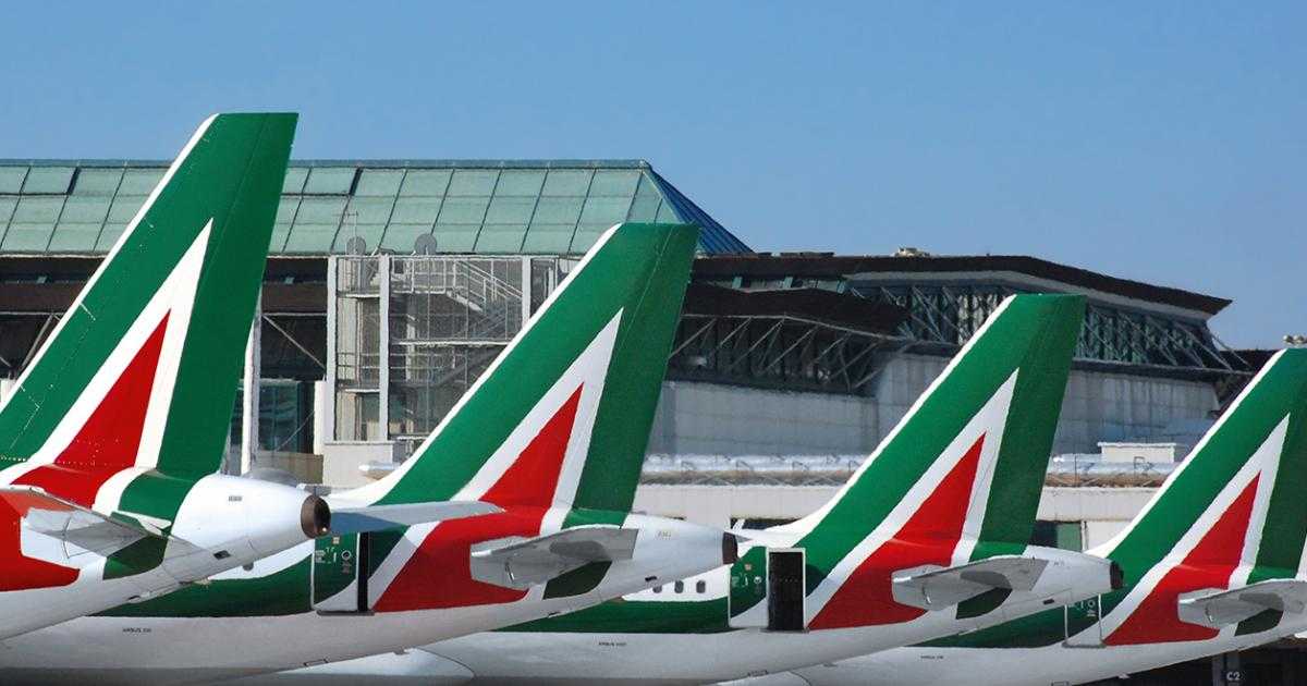 Martedì stop trasporto aereo, Alitalia taglia metà voli