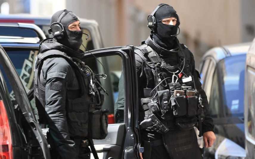 Francia:  Esplosione in centro Lione, almeno 13 feriti. Macron "Attentato terroristico" Live