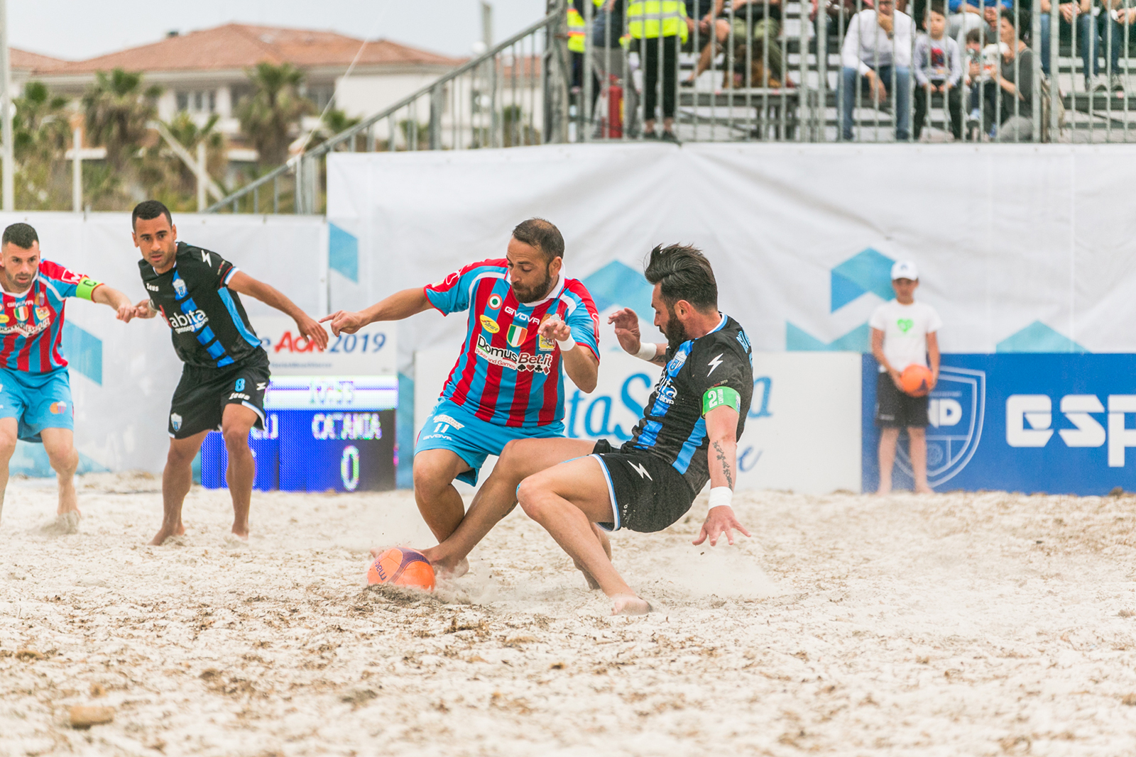 Beach Soccer. Coppa Italia Aon: la finale e’ Terracina-Catania